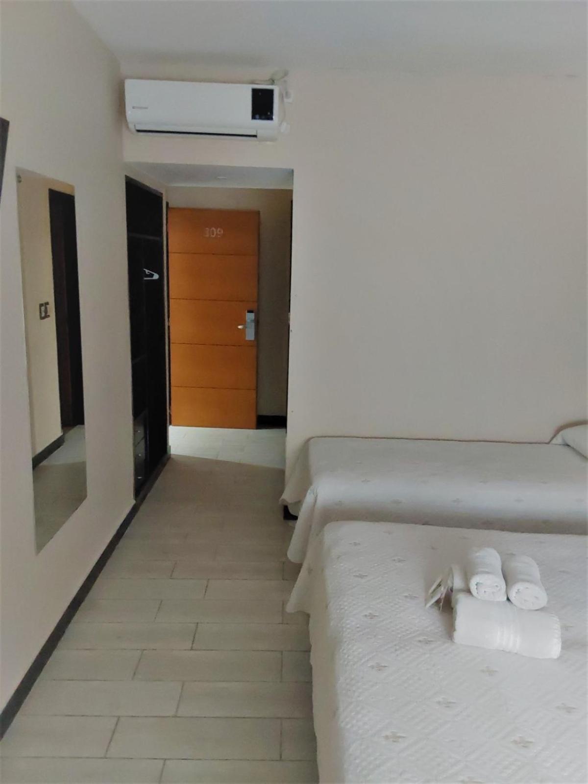 Hotel Castellon Mar del Plata Eksteriør bilde